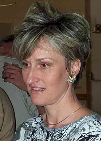 lacoste03.jpg (16533 octets)